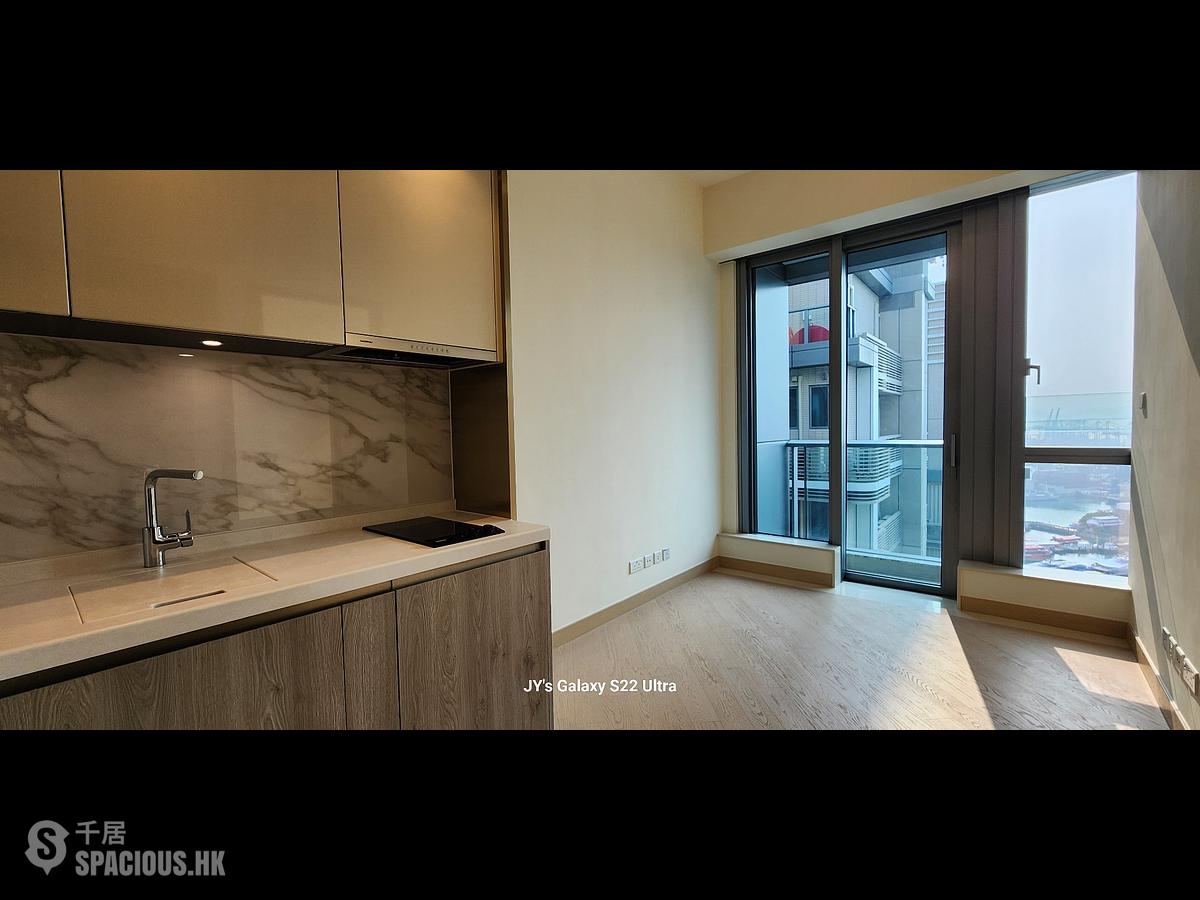 Cheung Sha Wan - Grand Victoria Phase 1 Grand Victoria I Block 3B 01