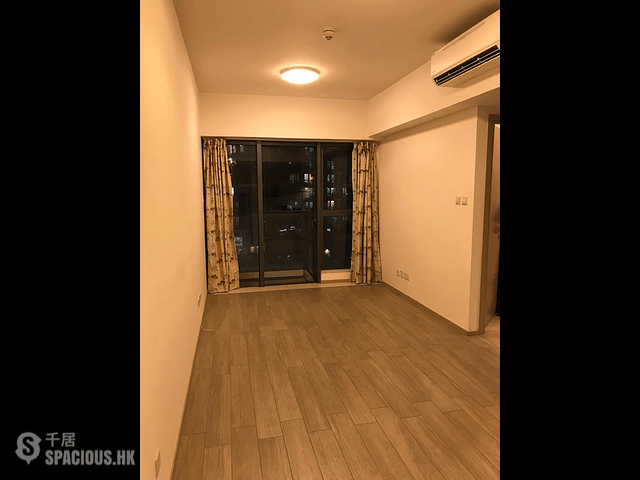 Tseung Kwan O - The Wings IIIA Block 2A 01