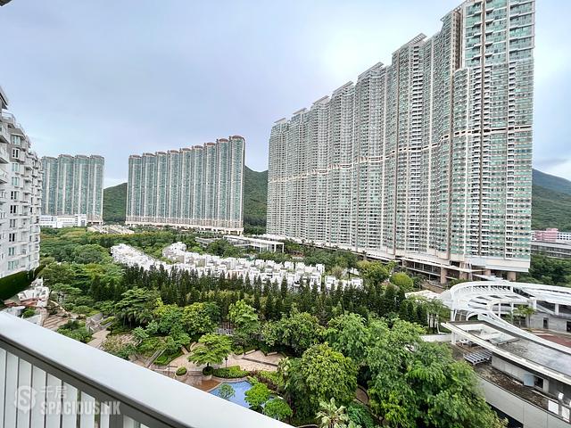 Tung Chung - Coastal Skyline Phase 4 Le Bleu Deux Block 2 01