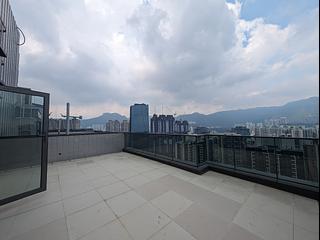 Kai Tak - Upper Riverbank 02