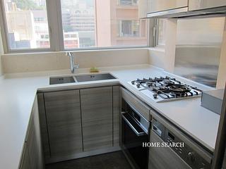 Sai Ying Pun - The Summa Block 2 07