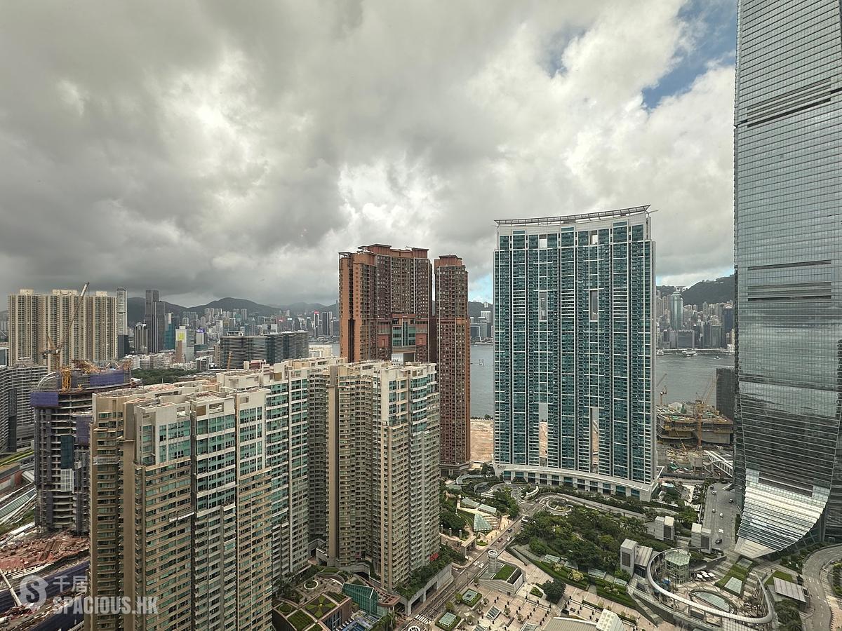 West Kowloon - Sorrento Phase 2 Block 2 01