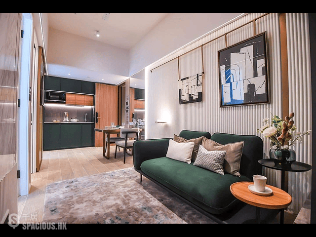 Sai Ying Pun - Des Voeux W Residence 01