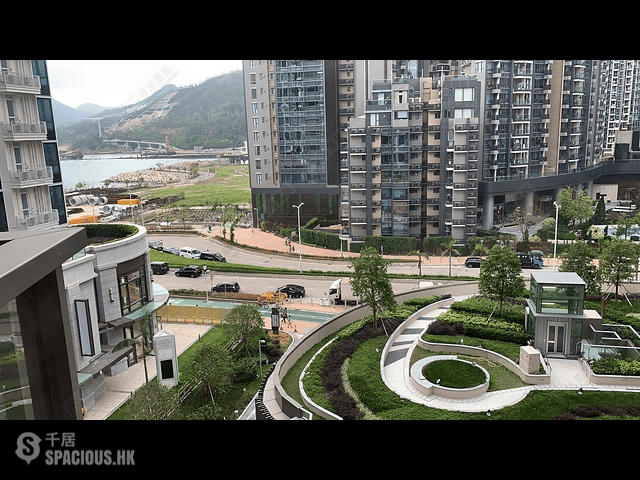Tseung Kwan O - The Papillons Block 7 01