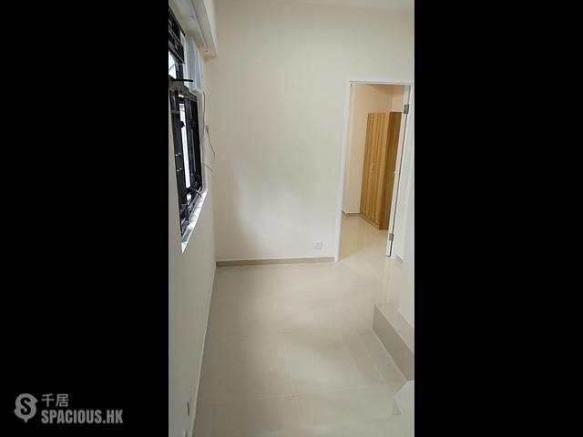 Sai Ying Pun - 5-7, Third Street 01