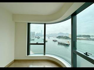 Cheung Sha Wan - Grand Victoria Phase 2 Grand Victoria II Block 1 03