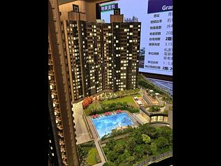 Gold Coast / So Kwun Wat - Grand Jeté Phase 2 06