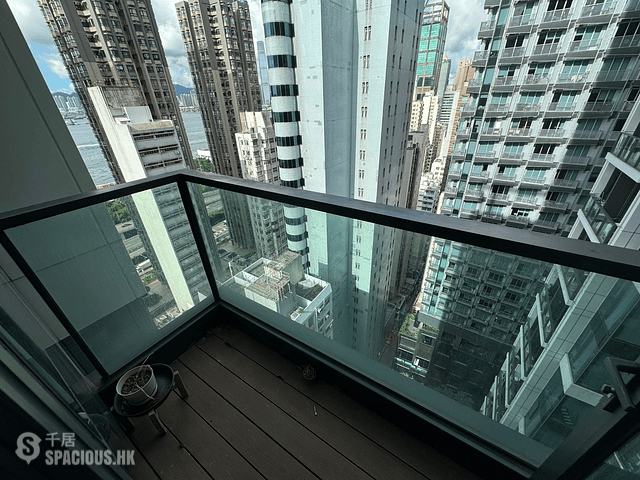 Sai Ying Pun - One・Artlane 01