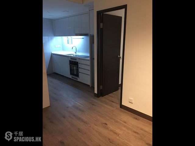 Central - 28, Peel Street 01