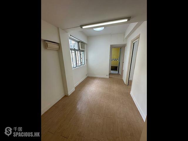 Tai Hang - 21, Brown Street 01