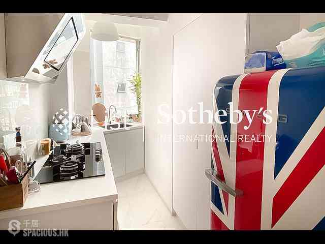 Central - Arbuthnot House 06