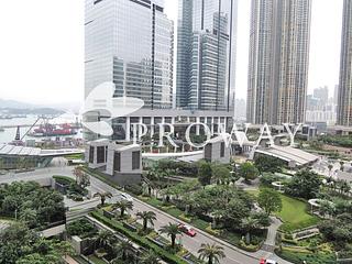 West Kowloon - The Harbourside 02