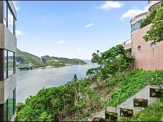 Repulse Bay - The Beachfront 04