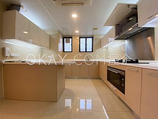 Chung Hom Kok - Coral Villas 11