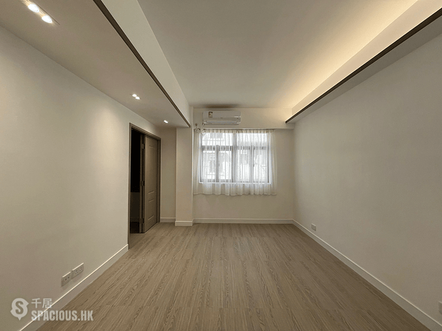 Soho - 32, Staunton Street Central 01