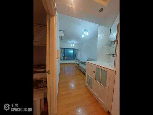 Tai Kok Tsui - Island Harbourview Block 3 01
