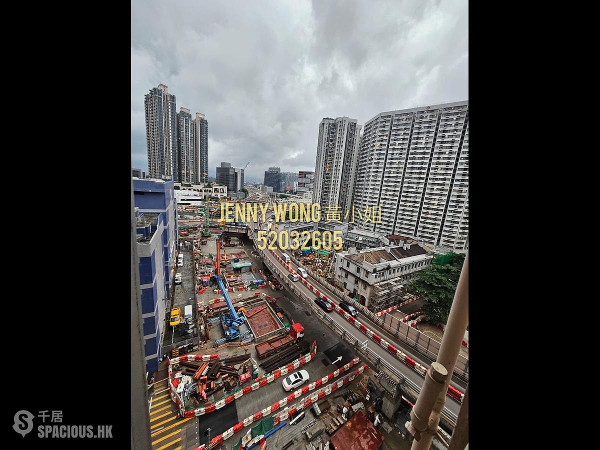 Yau Ma Tei - Tak Cheong Building 01