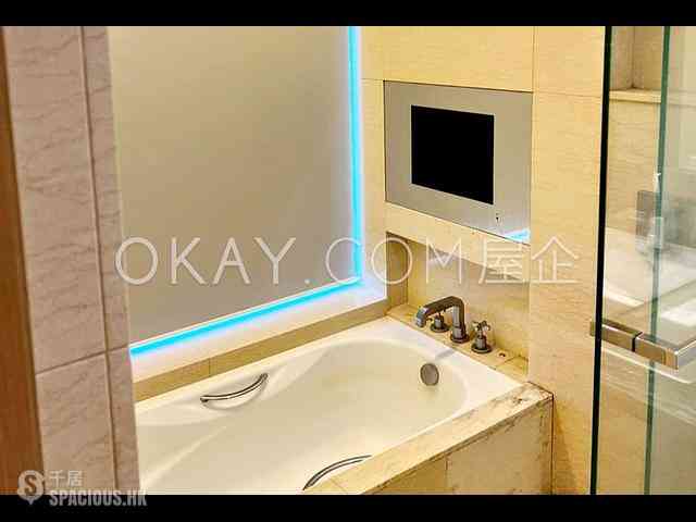 West Kowloon - The Cullinan (Tower 21 Zone 6 Aster Sky) 06