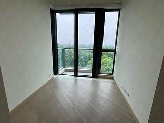 Tin Shui Wai - Wetland Seasons Park Phase 1 Villa 10 03