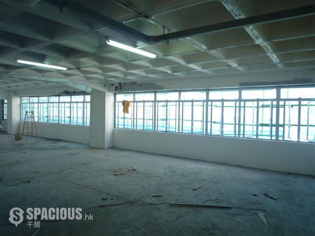 Siu Sai Wan - Unison Industrial Building 01
