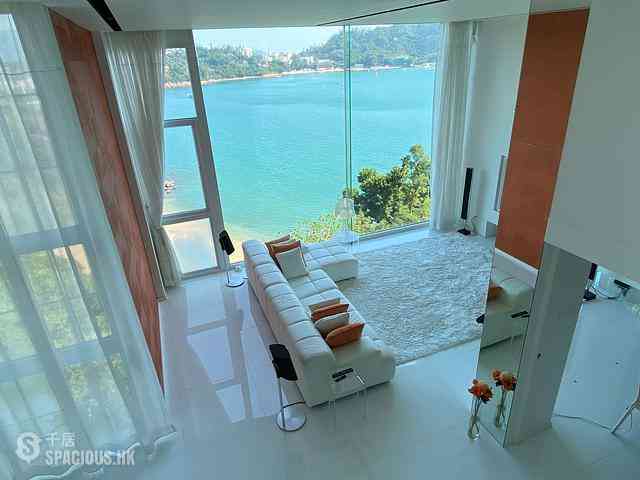 Chung Hom Kok - Cypresswaver Villas Block C 01