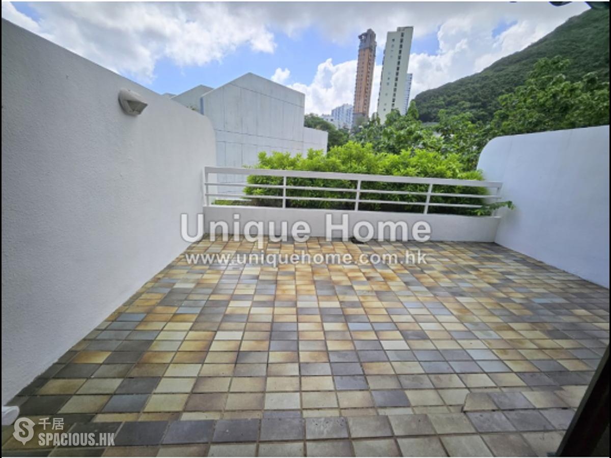 Repulse Bay - Burnside Estate 01