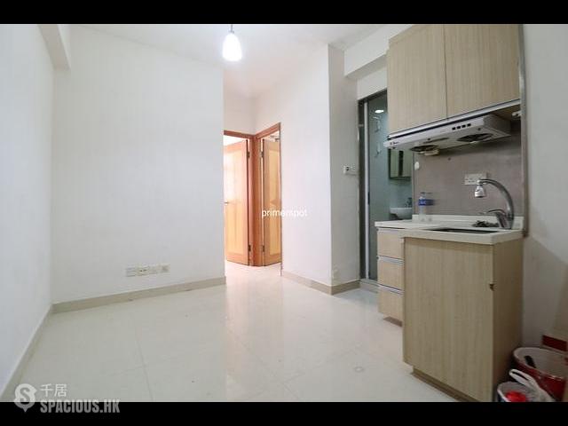 Wan Chai - Shing On Building 01