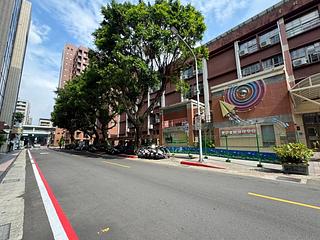 Songshan - X Lane 361, Fuxing North Road, Songshan, Taipei 15