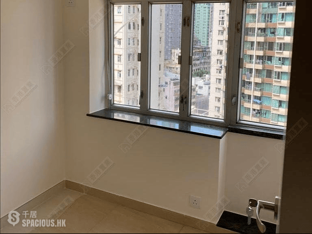 Wan Chai - Antung Building 01
