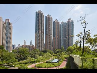 Tai Kok Tsui - Harbour Green 03