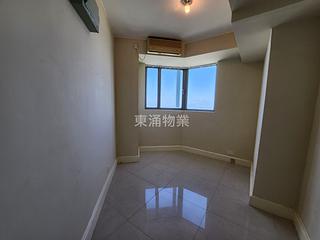 Tung Chung - Caribbean Coast Phase 3 Carmel Cove Tower 10 08