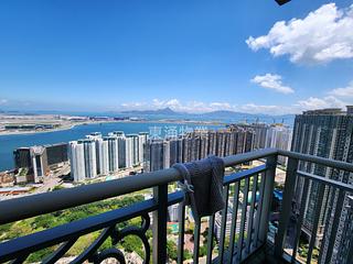 Tung Chung - Caribbean Coast Phase 3 Carmel Cove Tower 10 03