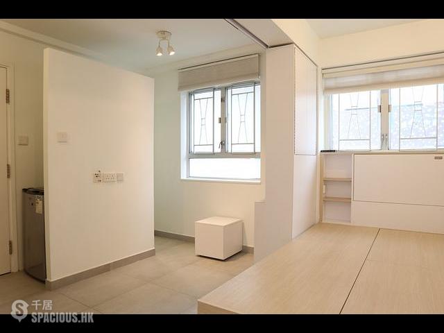 Wan Chai - 7, Tai Yuen Street 01