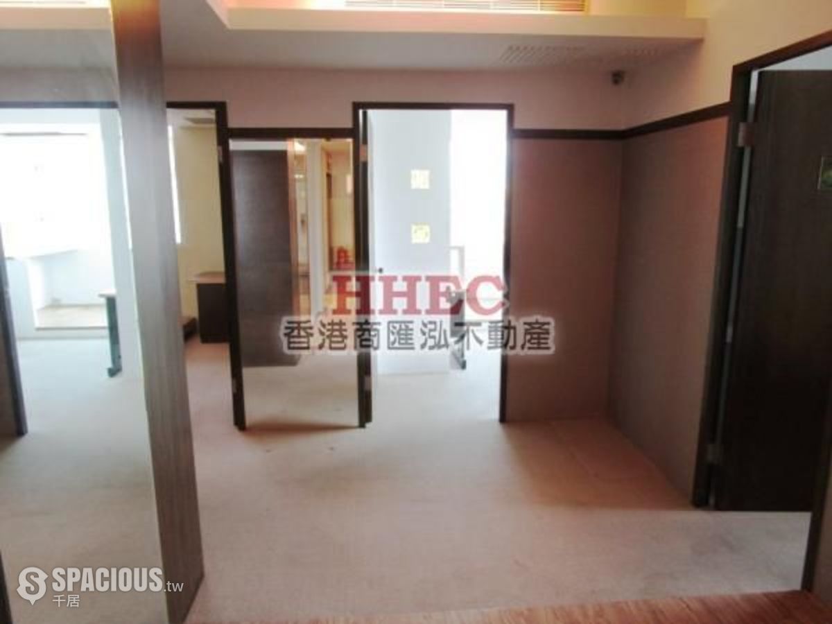 Songshan - No. XXX, Section 4, Bade Road, Songshan District, Taipei City, Taiwan 105 01