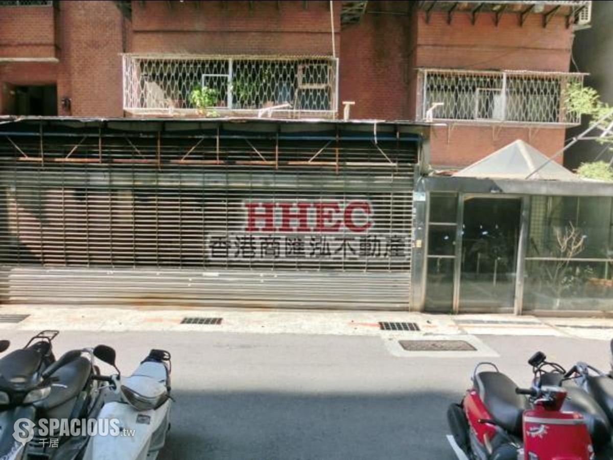 Zhongshan - No. X, Lane 6, Section 2, Jianguo North Road, Zhongshan District, Taipei City, Taiwan 10491 01