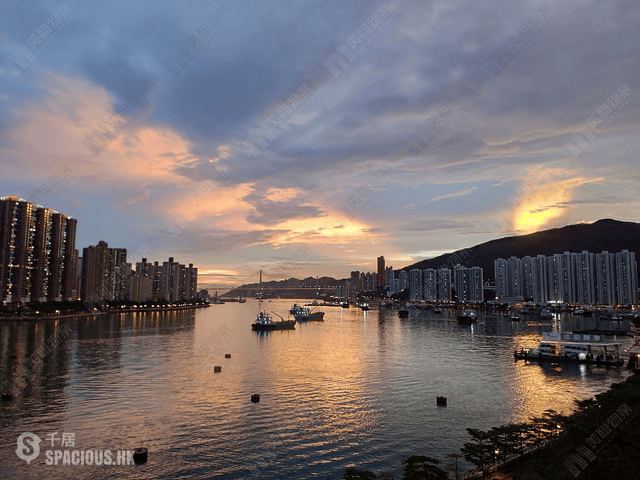 Tsuen Wan - The Pavilia Bay Block 2A 01