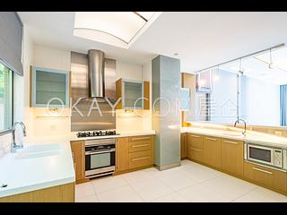 Chung Hom Kok - Royal Bay 10