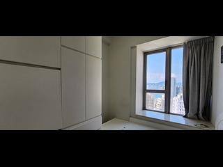 Sai Ying Pun - The Summa Block 1 07