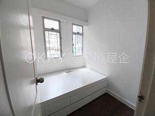 Mid Levels Central - Jing Tai Garden Mansion 05