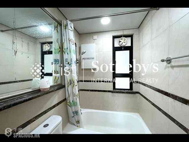 Wan Chai - Cathay Lodge 06