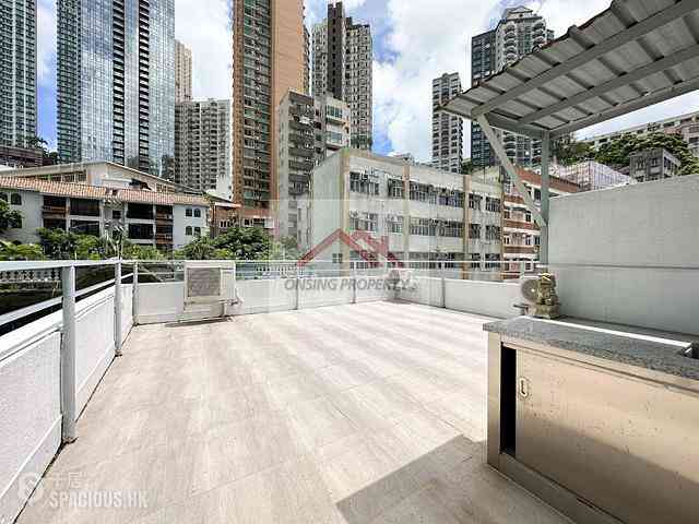 Tai Hang - 1, Yik Kwan Avenue 01