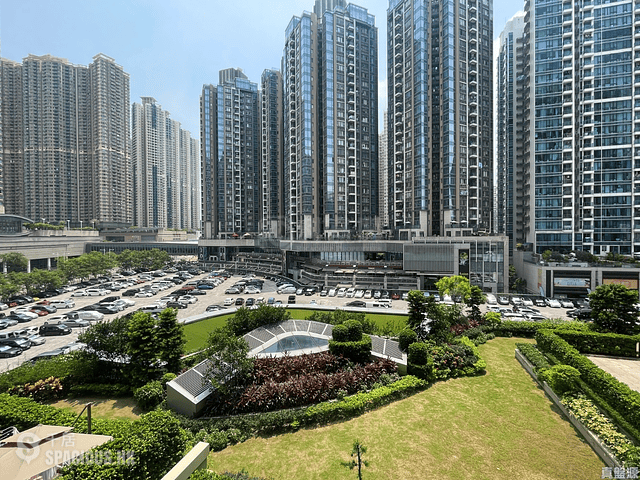 Tseung Kwan O - The Wings IIIA Block 3A 01