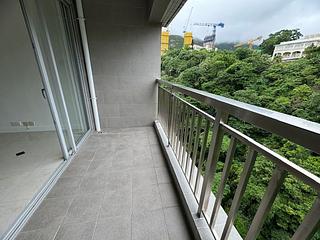 Pok Fu Lam - Baguio Villa Block 25 03