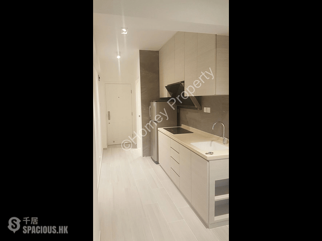 Wan Chai - Hung Yip Building 03