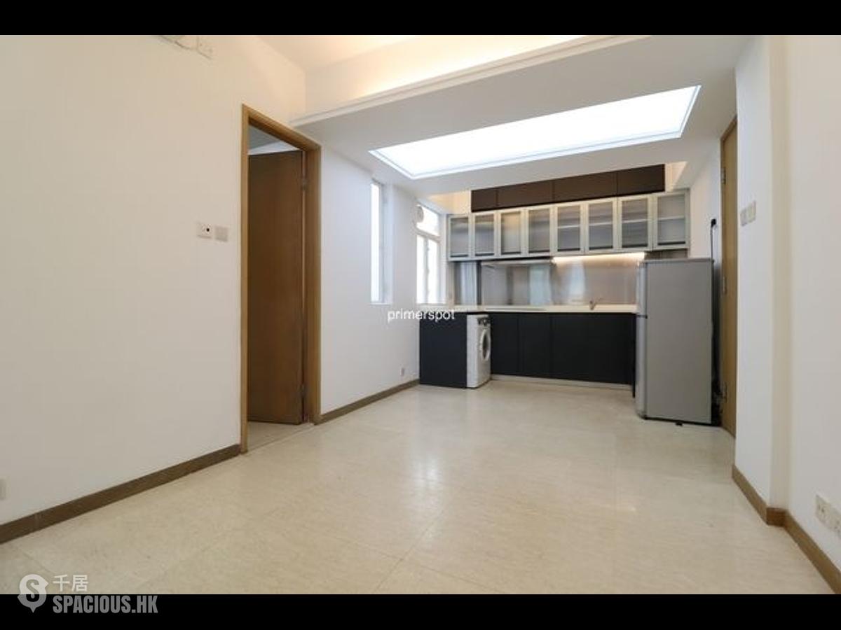 Wan Chai - 11, Gresson Street 01