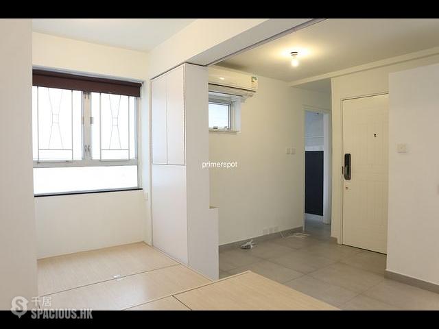 Wan Chai - 7, Tai Yuen Street 01