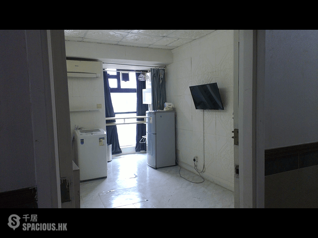 North Point - Workingberg Commercial Building 01