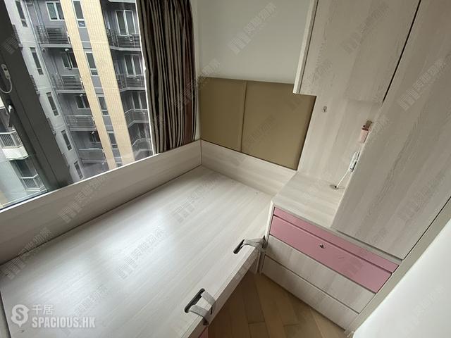 Pak Shek Kok - St Martin Phase 1 Tower 6 01