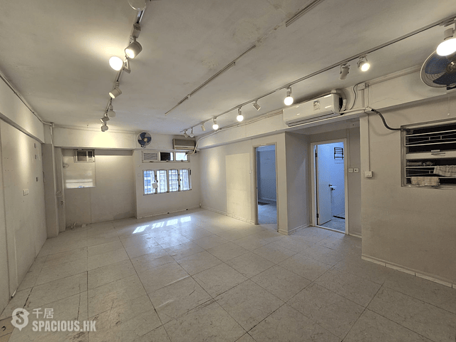 Mong Kok - Good Hope Building 01