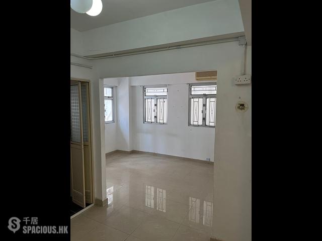 Tin Hau - Pak Shing Building 01